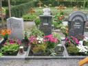 Urnenstein auf dem Grünwinkler Friedhof
